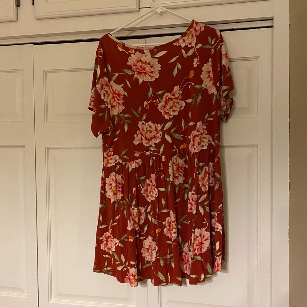 Torrid Super Soft Knits size 2 top with buttons and elastic waist - Picture 7 of 9